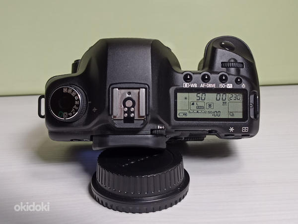 Canon 5D mark II body с пробегом 9250 снимка (фото #7)