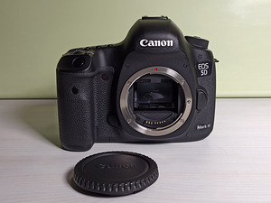Canon 5D mark III body с пробегом 34570 снимков (2 фото из 10)