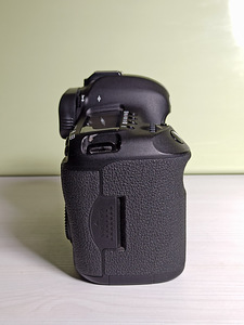 Canon 5D mark III body с пробегом 34570 снимков (4 фото из 10)