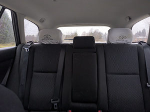 Toyota avensis (4 foto / 5)