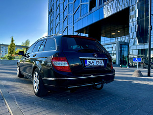 Mercedes Benz c220d (3 foto / 9)