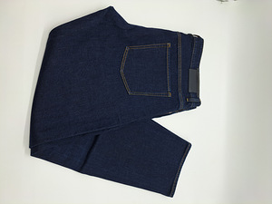 Boss teksad 38/30 (2 foto / 8)