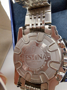 Часы Festina (5 фото из 9)