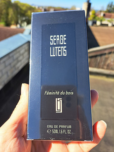 S. Lutens edp Feminite du bois
