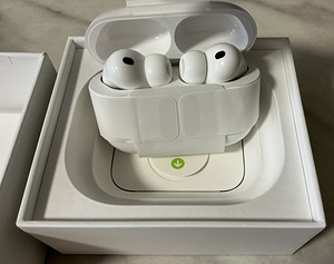AirPods Pro 3 оригинал чек гарантия 2 года (4 фото из 5)