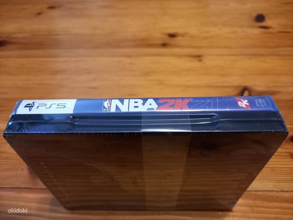 NBA 2K21 PS5 + steelbook (foto #3)