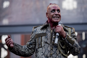 RAMMSTEIN 20.06, lauluväljak (2 foto / 2)