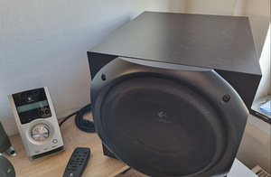 Logitech Z5500 (5 foto / 5)