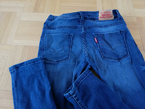 Levi Strauss teksad tüdrukule, 140 cm (2 foto / 2)