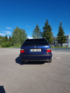 BMW 318 (4 фото из 7)