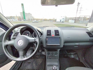 Продам Volkswagen Polo 1.4 44кВ. (8 фото из 10)