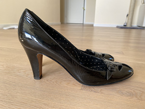 Authentic Moschino heels kontsad kingad, size 40 (2 foto / 4)