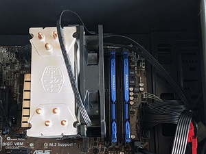 I5-4690. 16 GB. GeForce GTX 770. Asus Z97-A. SSD/HDD+Monitor (10 foto / 10)