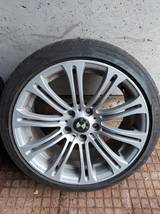 5 x 120 R18 Диски BMW + шины (1 фото из 5)
