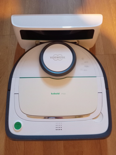 Продаётся Robot vacuum cleaner VORWERK kobold VR300