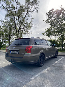 Toyota avensis 2.0d 85kw (7 foto / 7)