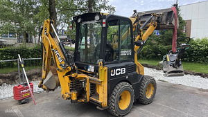 Требуется оператор на трактор JCB 1CX . (8 фото из 9)