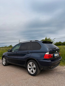 BMW X5 E53 V8 INDIVIDUAL (5 фото из 13)