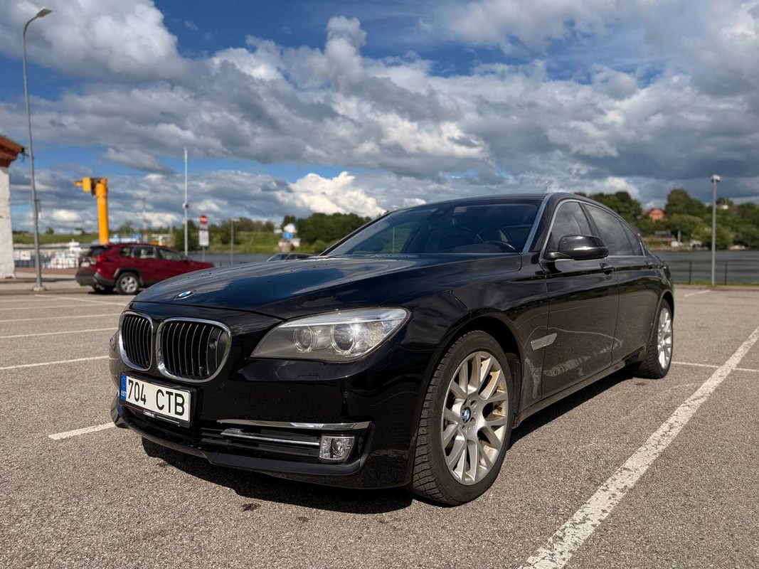 BMW 750d Long Xdrive