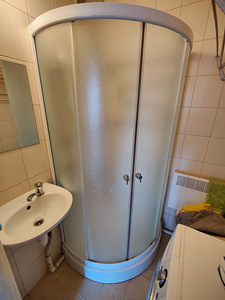 Dušikabiin koos alusega 900x900 mm (1 foto / 7)