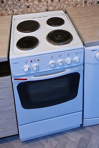 Elektripliit elektriahjuga 50 cm Bomann (1 foto / 2)