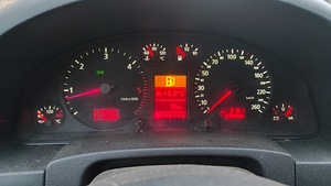 Audi A6 C5 QUATTRO (7 foto / 7)