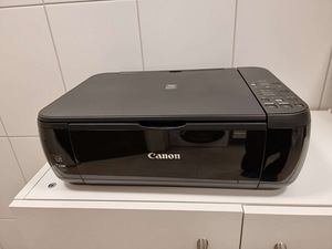 Принтер-сканер-копировальная машина