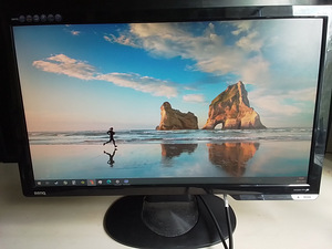 Monitor BenQ G2410HD 23,6" (1 foto / 2)