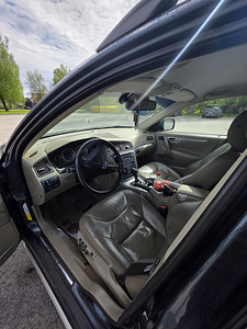 Volvo xc70 2.4 136kw 2006 (10 foto / 11)