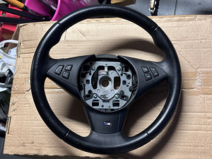 BMW e60 M-sport rool (1 foto / 6)