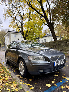 Volvo V50 2.0D (1 фото из 10)