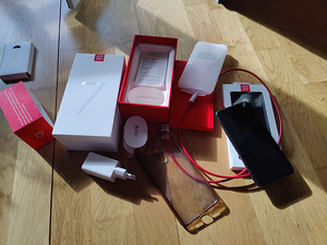 One Plus 7 128гб (3 фото из 4)