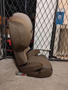 Автокресло Cybex Juno 2-fix (3 фото из 4)