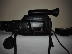 Видео камера рекордер Blaupunkt CR-8100