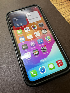 iPhone 11, 256GB, Battery Health 77% (1 foto / 8)