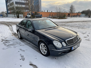Mercedes-Benz E 280 Avantgarde (1 foto / 15)