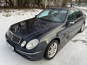 Mercedes-Benz E 280 Avantgarde (2 foto / 15)