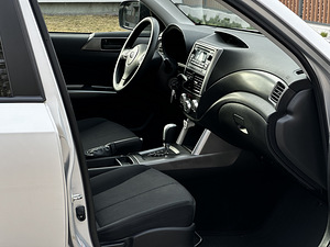 Subaru Forester 2.0 110 кВт (13 фото из 15)