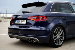 Audi S3 Quattro 2.0 221kW Sportback (6 foto / 15)