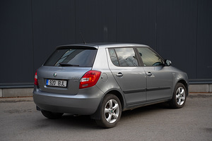 Skoda Fabia Family 1.2 63kW (6 foto / 15)