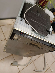 Nõudepesumasin Bosch SRV53M03EU, 45 cm, rikkis (3 foto / 4)