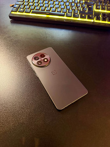 Oneplus 13R 256gb (2 фото из 2)