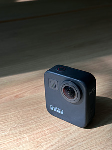Gopro max 360 (2 foto / 2)