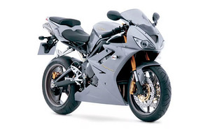 Triumph Daytona фара (1 фото из 3)