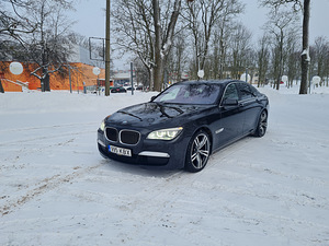 BMW F01 730d 180kw ///M pack Led adaptive (1 foto / 6)
