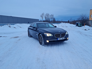 BMW 730d 180kw F01 (2 foto / 6)