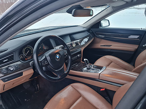 BMW 730d 180kw F01 (6 foto / 6)
