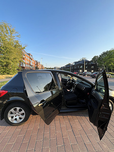 Пежо 307 1.6 80кВт (11 фото из 13)