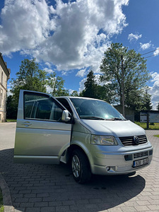 VW Transporter 2.5 Disel (1 foto / 8)