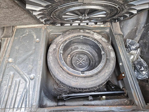 1986 Mercedes-Benz W124 300d manuaal TÜ 11.2024 (11 foto / 11)